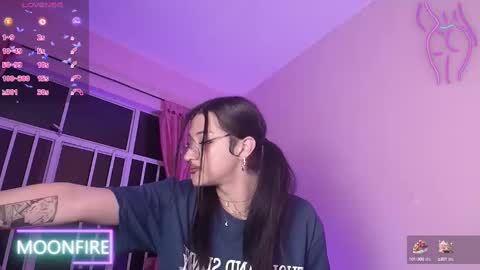 Snapshot of moonfiredance chatting on February 2025 06:33:01 AM Nicky  online show from February 2025 06:33:01 AM