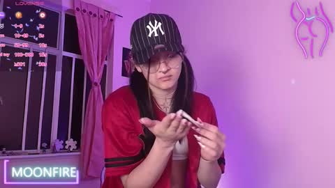 Snapshot of moonfiredance chatting on February 2025 06:17:02 AM Nicky  online show from February 2025 06:17:02 AM