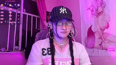 Snapshot of moonfiredance chatting on September 2025 04:47:01 AM Nicky  online show from September 2025 04:47:01 AM