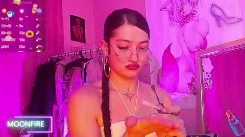 Snapshot of moonfiredance chatting on September 2025 04:17:01 AM Nicky  online show from September 2025 04:17:01 AM