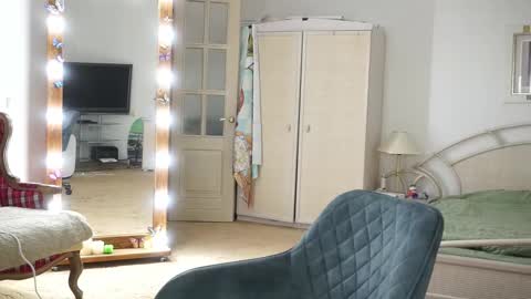 Snapshot of moonlight4u chatting on September 2025 05:45:02 AM Jane online show from September 2025 05:45:02 AM