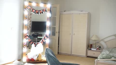 Snapshot of moonlight4u chatting on October 2025 05:30:01 AM Jane online show from October 2025 05:30:01 AM