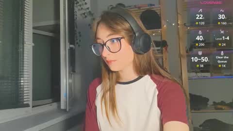 Dana online show from September 2025 09:28:02 PM