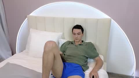 Stan online show from November 2025 08:03:02 AM