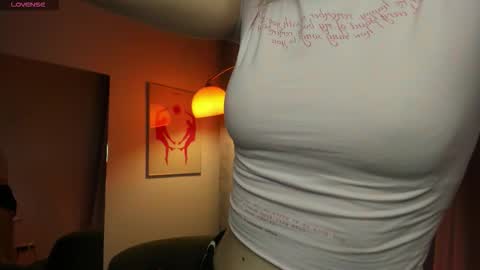 Asuna online show from November 2025 01:45:01 PM