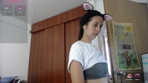 moonlunita online show from October 2025 04:36:02 PM