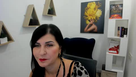 Ask me  online show from November 2025 04:12:02 AM