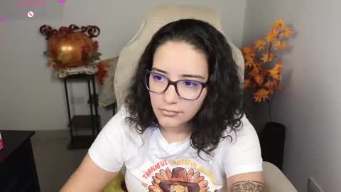 Snapshot of moonwoman_ chatting on November 2025 07:11:02 AM Moon Woman online show from November 2025 07:11:02 AM