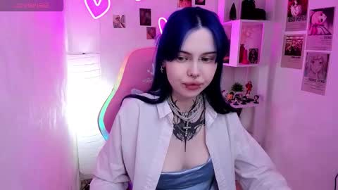 Morana online show from December 2025 02:19:02 AM