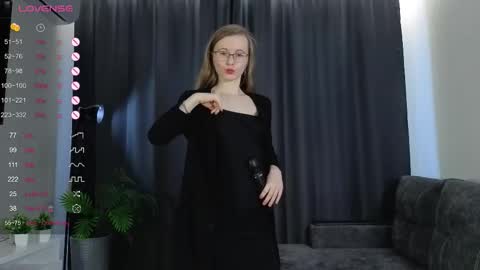 Morana online show from February 2026 05:24:01 AM