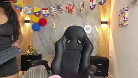 Snapshot of morenatemptress chatting on July 2026 03:32:01 AM Morena online show from July 2026 03:32:01 AM
