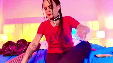 Snapshot of morganacrowley_ chatting on February 2025 01:25:01 AM Morgana online show from February 2025 01:25:01 AM