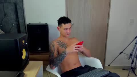 Snapshot of morthy_downey chatting on November 2025 11:32:01 PM Morthy online show from November 2025 11:32:01 PM