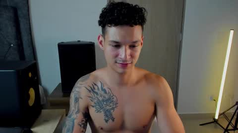 Snapshot of morthy_downey chatting on November 2025 01:16:01 AM Morthy online show from November 2025 01:16:01 AM