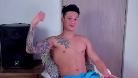 Snapshot of morthy_downey chatting on November 2025 01:49:02 AM Morthy online show from November 2025 01:49:02 AM