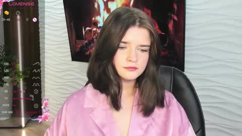 Snapshot of morygirl chatting on November 2025 01:01:02 PM mori online show from November 2025 01:01:02 PM