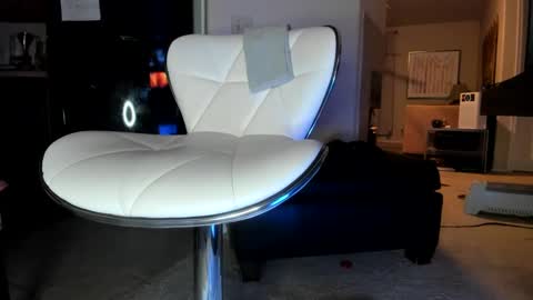 MOSSIMO KNIGHT online show from January 2025 02:58:02 AM