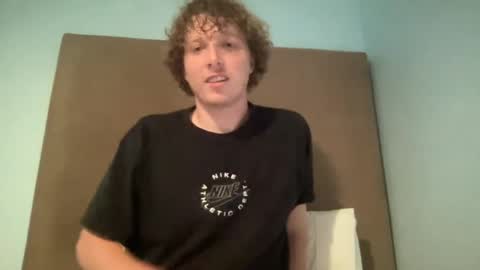 Snapshot of mosterr325 chatting on December 2024 02:15:01 PM mosterr325 online show from December 2024 02:15:01 PM
