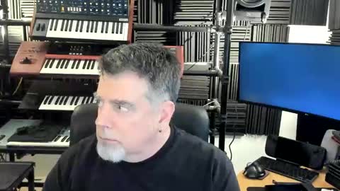 mostly_unbothered online show from January 2026 08:40:02 AM