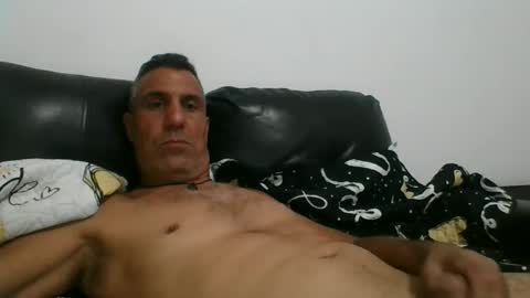 Snapshot of motyvation chatting on September 2025 03:39:01 PM ADAM online show from September 2025 03:39:01 PM