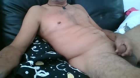 Snapshot of motyvation chatting on October 2025 11:52:02 AM ADAM online show from October 2025 11:52:02 AM