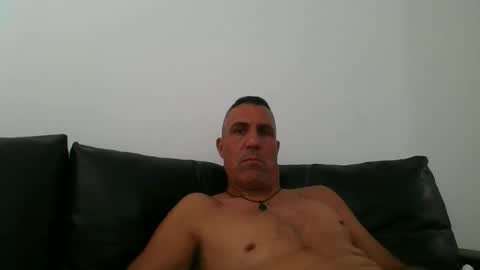 Snapshot of motyvation chatting on October 2025 10:57:02 AM ADAM online show from October 2025 10:57:02 AM