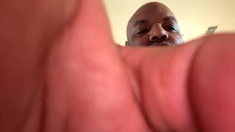 Snapshot of mr6ray chatting on December 2024 06:52:02 PM mr6ray online show from December 2024 06:52:02 PM
