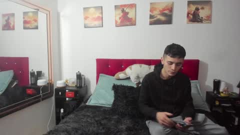 Snapshot of mr_andresr chatting on December 2024 03:55:02 AM Andy online show from December 2024 03:55:02 AM