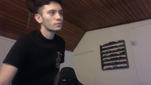 Snapshot of mr_andresr chatting on March 2025 08:56:01 PM Andy online show from March 2025 08:56:01 PM