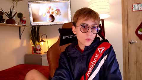 Mr Evans online show from November 2025 03:46:01 PM