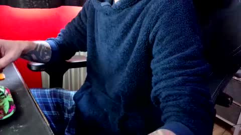 mr_hung_uk38 online show from October 2025 08:47:02 AM