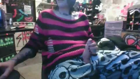 Snapshot of mr_master_sir chatting on April 2026 06:46:01 AM mr_master_sir online show from April 2026 06:46:01 AM