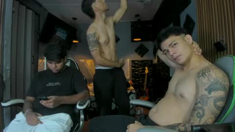 mr_mois online show from May 2026 05:58:01 AM