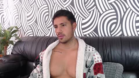 AARON online show from December 2024 12:16:02 PM