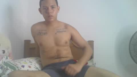 mr_sharkmaster777 online show from January 2025 05:37:01 PM