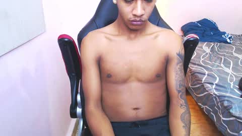 Snapshot of mr_stiven_ chatting on January 2025 05:20:01 AM mr_stiven_ online show from January 2025 05:20:01 AM