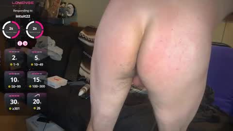 Snapshot of mr_valdor chatting on December 2024 03:40:01 AM Valdor online show from December 2024 03:40:01 AM