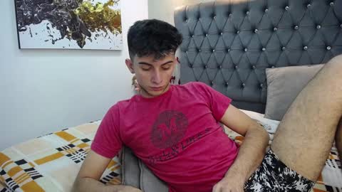 Snapshot of mr_williseo chatting on December 2024 10:41:02 PM williseo online show from December 2024 10:41:02 PM