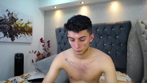 Snapshot of mr_williseo chatting on January 2025 11:24:01 PM williseo online show from January 2025 11:24:01 PM