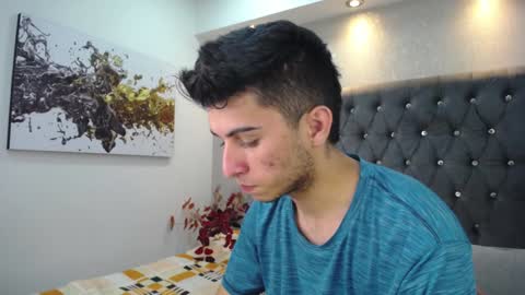 Snapshot of mr_williseo chatting on February 2025 08:35:02 PM williseo online show from February 2025 08:35:02 PM