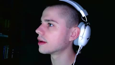 Mr Roman online show from February 2026 02:01:02 AM