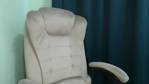 Mrbiceps23 online show from February 2025 12:01:02 PM