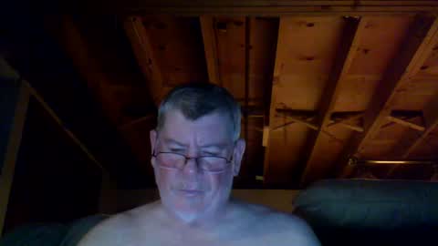 mrblade666 online show from September 2025 01:05:01 AM