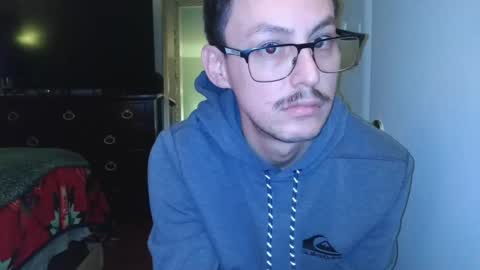 Snapshot of mrblonde702 chatting on March 2025 10:10:01 PM mrblonde702 online show from March 2025 10:10:01 PM