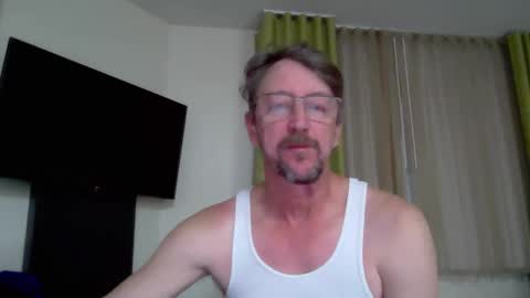 Snapshot of mrcumstain chatting on March 2025 05:53:02 AM mrcumstain online show from March 2025 05:53:02 AM