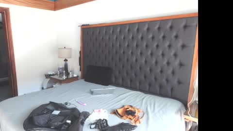 Snapshot of mrfuntime4you chatting on February 2025 08:51:02 PM MrFunTimeforYou online show from February 2025 08:51:02 PM