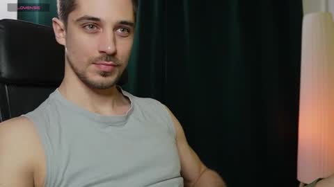 Snapshot of mrgreeneyes01 chatting on February 2025 08:53:02 AM juan luis online show from February 2025 08:53:02 AM