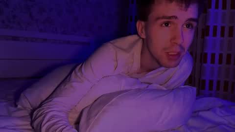 Snapshot of mrkallin chatting on February 2026 01:36:02 AM mrkallin online show from February 2026 01:36:02 AM