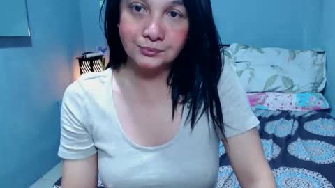 Snapshot of mrladybunnycock chatting on December 2024 12:09:02 AM mrladybunnycock online show from December 2024 12:09:02 AM