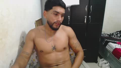 Snapshot of mrlevrone1 chatting on May 2026 12:41:01 AM Mrlevrone1 online show from May 2026 12:41:01 AM